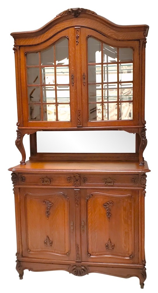 French Louis XV Oak Display China Cabinet Display Hutch with Beveled Glass 1900s