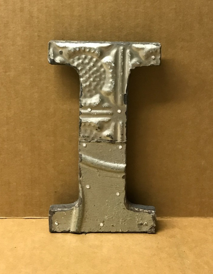 Decorative Salvaged Tin Ceiling 8″ Patchwork Shabby Silver Letter I Old 199-26B