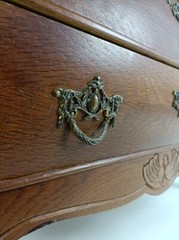 Antique Chest of Drawers Dresser Drawer Cabinet bird legs Beautiful