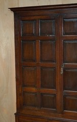 RESTORED ANTIQUE GEORGIAN CIRCA 1720 PANELLED OAK HOUSEKEEPERS CUPBOARD WARDROBE