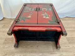 Mid Century Chinese Console Cabinet Double doors interior shelf Hand Painted