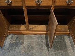 Two-piece oak china cabinet / hutch