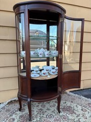 65301 Vintage Bow Front Curio Cabinet with Inlaid Mahogany Design