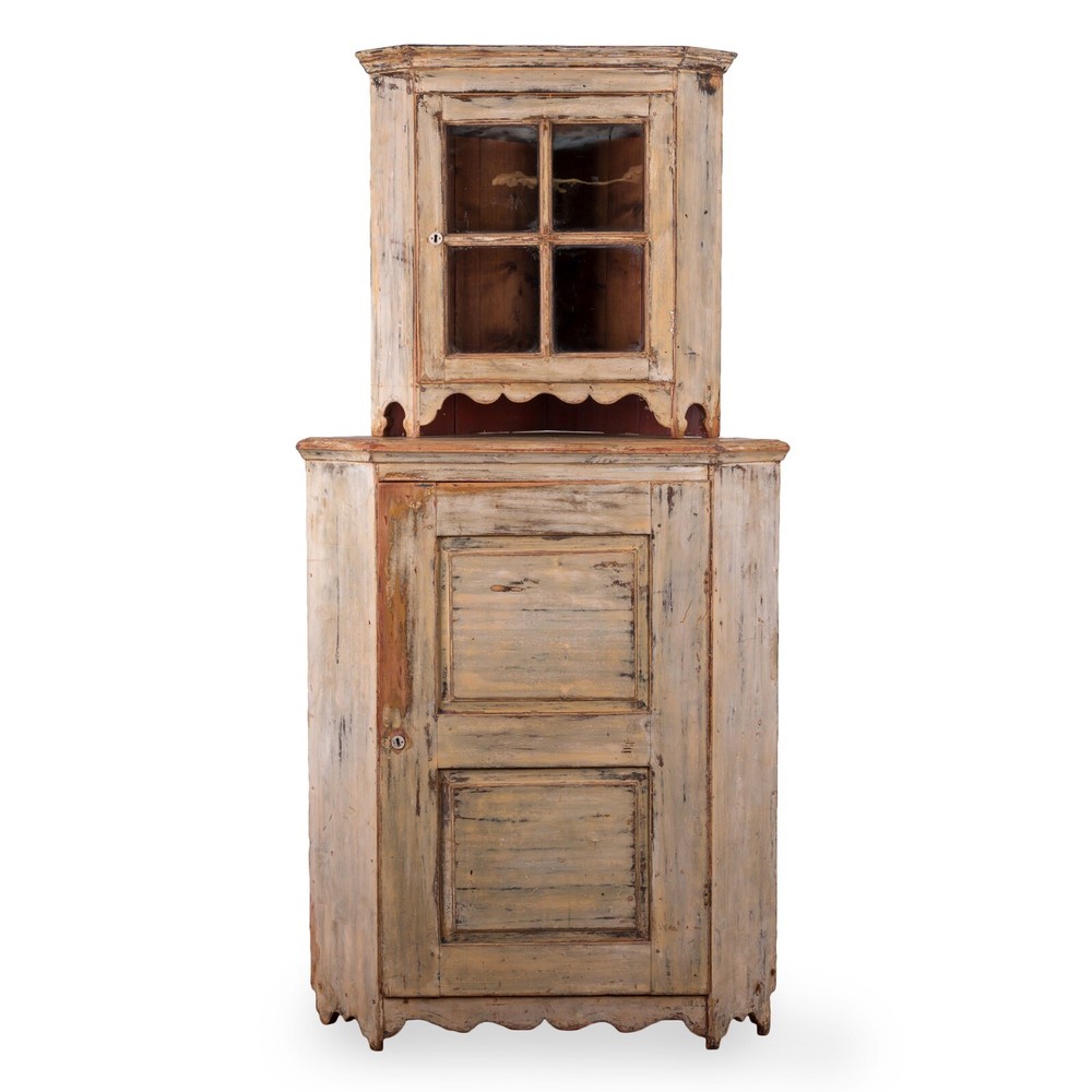 Swedish Baroque Corner Cupboard, c.18th Century