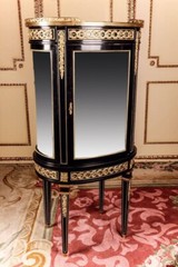 French Salon Display Cabinet in the classic Louis XVI style of the 20th century