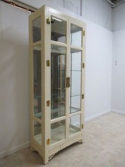Hickory White Ivory Mebane Crystal Curio China Cabinet Hutch B