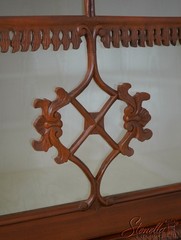 F69770: Vintage Chippendale Adams Style Display Cabinet w. Paint Decoration