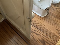 Vintage Metal Wall Mount Medicine Cabinet With Brush/shaving Piece