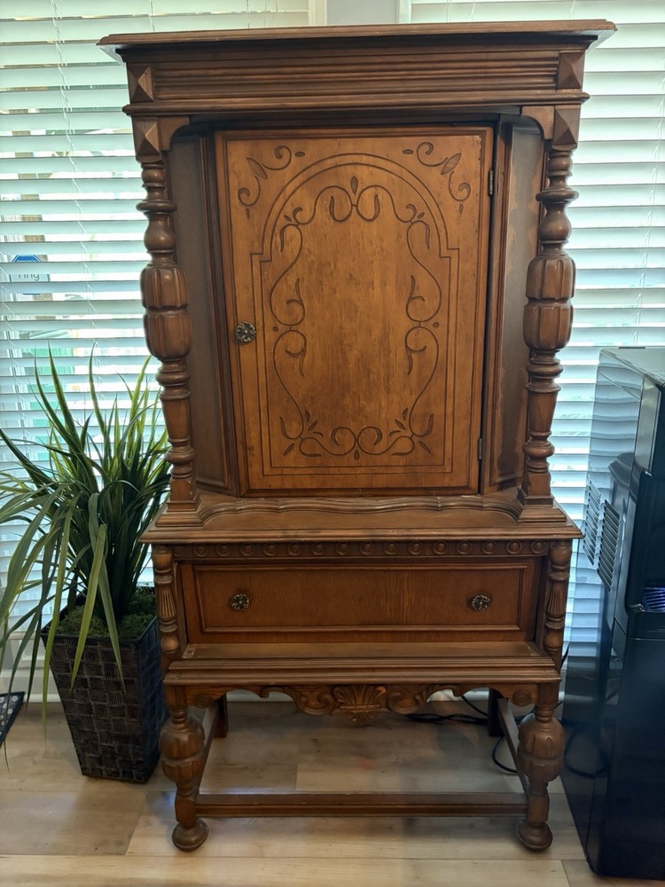 Antique English Jacobean Carved Oak Bar Cabinet, Circa 1920s