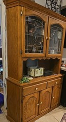 Exquisite Antique Oak China Hutch, with lit China cabinets, from the 60s – 80s