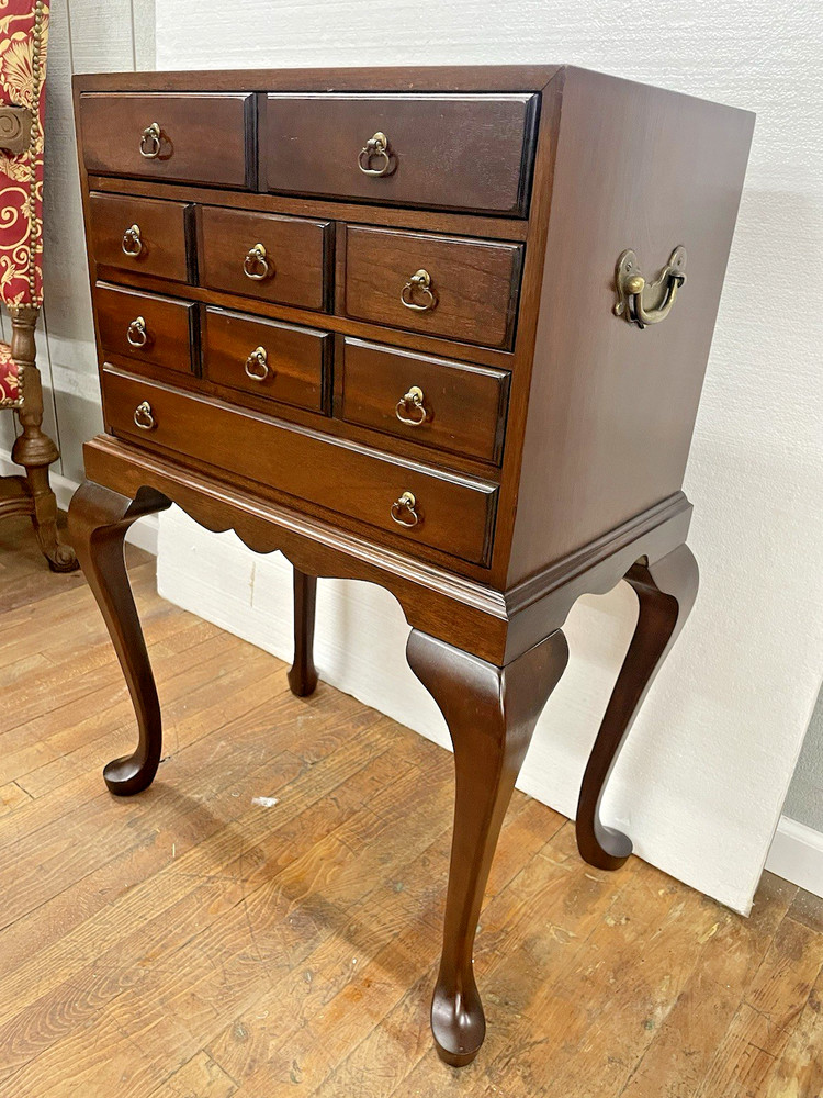 HICKORY CHAIR Co. Solid Mahogany Traditional QA Style 26″ Silver Chest 3 drawer