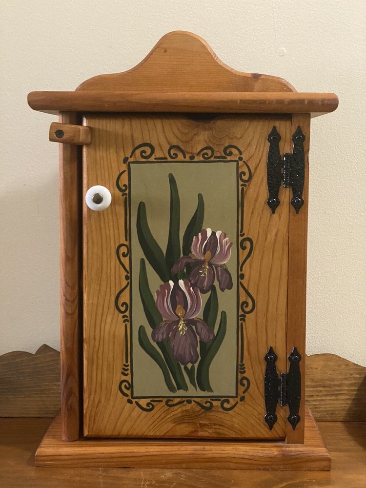vintage Hand Painted wooden medicine cabinet 18″ T X 11.5″ L X 5.5″ W X 4″ D