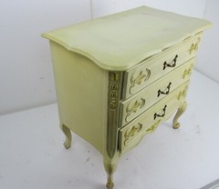 Hollywood Regency French Provincial White Crackled Chest of Drawers Cabinet