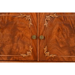 Romweber Chippendale Flame Mahogany Breakfront Bookcase Cabinet, Circa 1920s