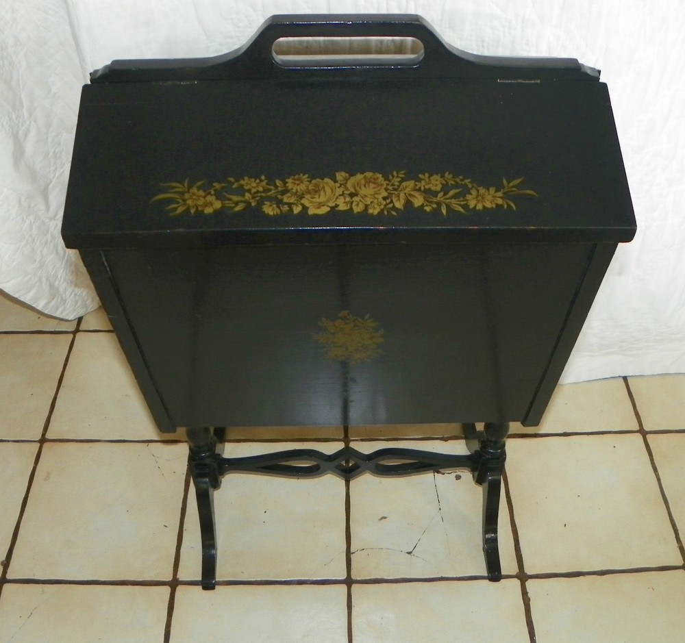 Black Lacquer Handpainted Sewing Cabinet Stand (DR27)
