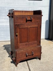 Original Antique Arts & Crafts Mission Quartersawn Oak Gentlemen’s Bar Cabinet