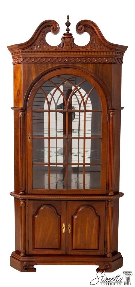 71224: HITCHCOCK Mahogany Georgian Style Lighted Corner Cabinet