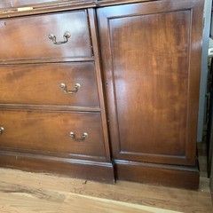 Henkel Harris Solid Mahogany Wood 4 Door London Breakfront Cabinet – 65”L 80”H