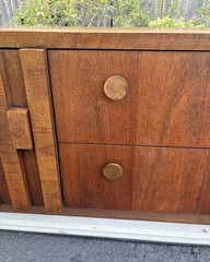 LANE AMERICAN MODERN WALNUT CREDENZA CHINA CABINET. SCULPTURAL BLOCK FACADE.