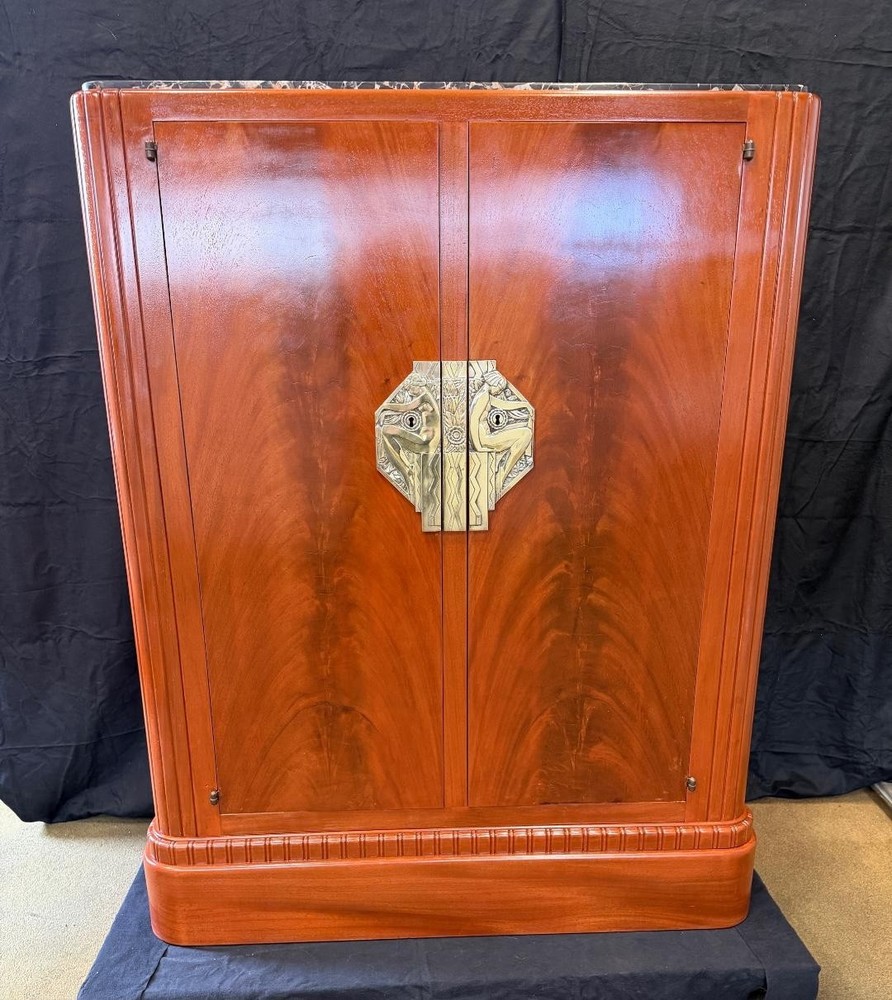 French Art Deco cabinet console table, circa 1925, designed by Clement Goyeneche