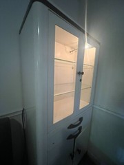 Vintage 1950’s Hamilton Electric Medicine Cabinet