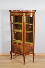 Transition display case in mahogany, gilded bronze and Martin varnish, circa …