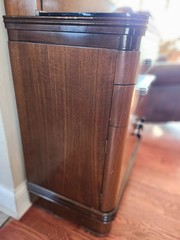 MCM Art Deco 1940 Vintage Doctor Medical or Bath/Bar Cabinet Hamilton #9909-A