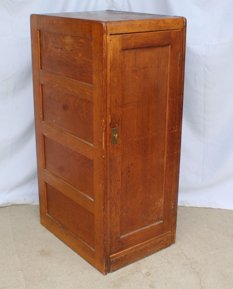Antique Quarter Sawn Oak Office Cabinet – Single Door – adjustable shelf