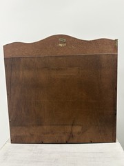 VTG Enesco Personal Collection Wooden Curio Cabinet Shadow Box 17″ SEE DESC