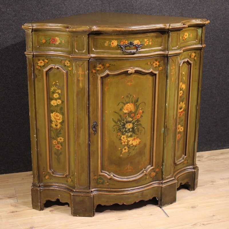 Painted lacquered corner cupboard furniture sideboard venetian style 20th cent
