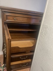 Vintages Thomasville Wooden Cabinet