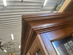 Thomasville Vintage Oak Traditional Style China Cabinet with Hutch – Mirrored Ba