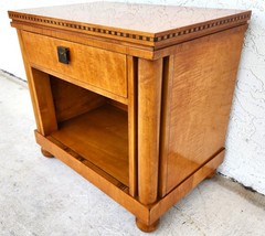 HICKORY WHITE CHINA CABINET BIEDERMEIER GENESIS COLLECTION