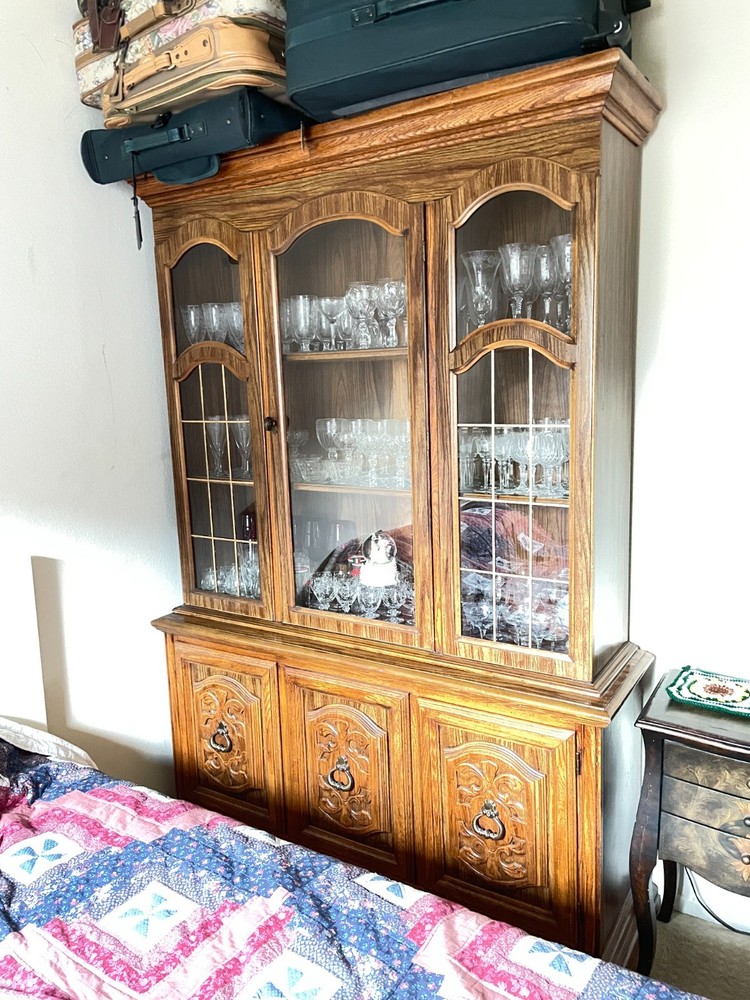 Singer Furniture (?) China Cabinet Hutch Mid Century Carved Wood Doors