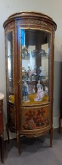 Vintage French Louis XV Vitrine – Inlaid Marquetry & Ormolu Curio Display 68″