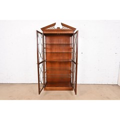 Baker Furniture Georgian Carved Mahogany Lighted Breakfront Bookcase