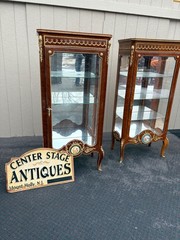 67322 Louis XV Style Curio Display Cabinet with Gilt Ormolu Accents