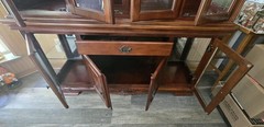 Beautiful Solid Mahogany China Cabinet