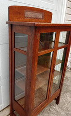 SUPER LIMBERTS ARTS & CRAFTS CHINA CABINET W/ PEGGED TENONS & HAMMERED HINGES