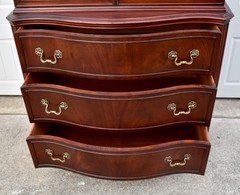 Vintage Chippendale Style Mahogany China Cabinet Hutch Serpentine Swan Neck