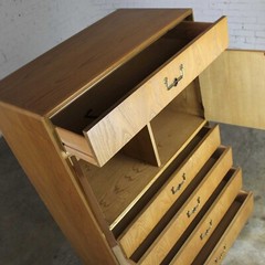 Modern Campaign Style Oak Gentlemen’s Chest by Founders Furniture Patterns 35