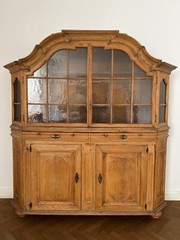 Antique German Display Cabinet – Baroque Farmhouse Piece from Solid Oak – 1700s