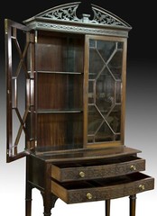 English mahogany showcase cabinet. 19th century.