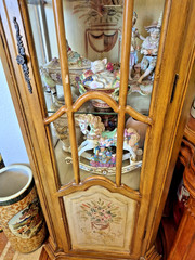 Large 77″ Hand Painted Maple? Wood Glass Display Cabinet Case 3 Shelf Ornate HTF