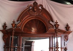 Antique Victorian Rosewood Étagère with console cabinet