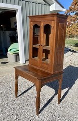 Lincoln Desk. Craftsman-made; Solid Walnut. Top Quality