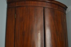 Corner Cupboard Mahogany English Georgian Period (C. 1790)