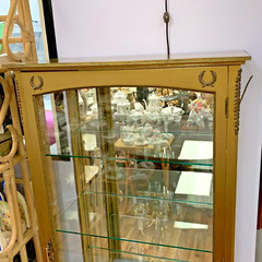 ATQ Gold Painted Wood Lighted Curio Cabinet + 3 Glass Shelves & Mirror 56″H 28″L
