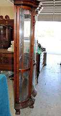 Large Pulaski Curved Glass Curio Cabinet Lighted Antique