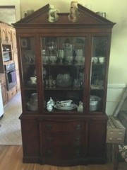 Drexel Georgian Style Mahogany China Cab